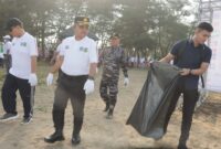 Kapolres Pacitan AKBP Agung Nugroho gelar aksi bersih-bersih