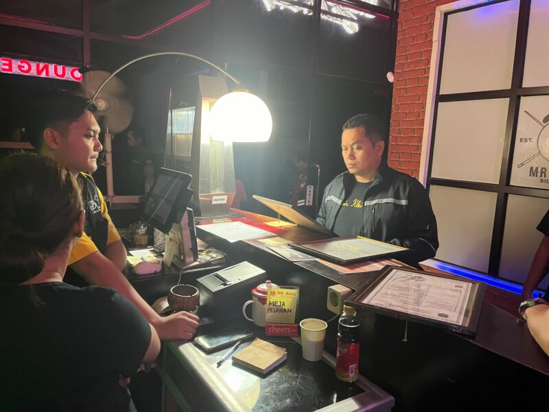 Polres Sumenep sita miras dan Test Urine pengunjung