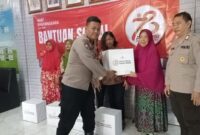 Polres Tanjung Perak di HUT Bhayangkara ke-78 gelar Baksos