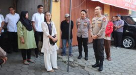 Kapolres Malang AKBP Putu Kholis Aryana didampingi Wakapolres Kompol Imam Mustolih