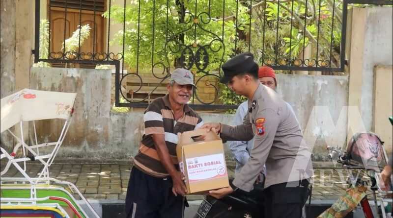 Polres Lumajang beri Bansos