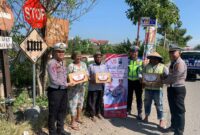 Polres Bojonegoro salurkan Bansos