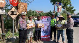 Polres Bojonegoro salurkan Bansos