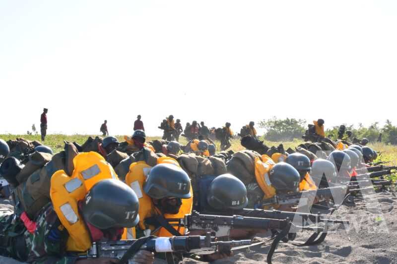 Siswa Kodikmar Kodiklatal angkatan 43/2 sukses pendaratan Amfibi dan KSIT