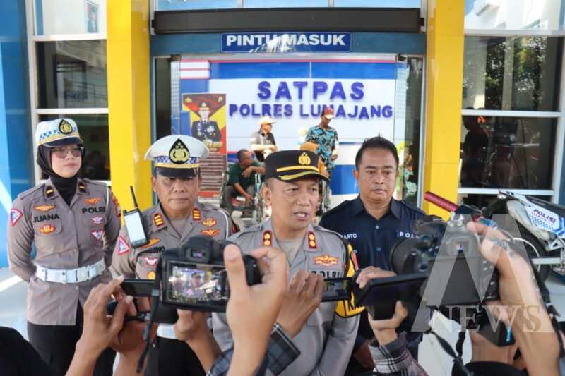 Kapolres Lumajang AKBP Muhammad Zainur Rofik