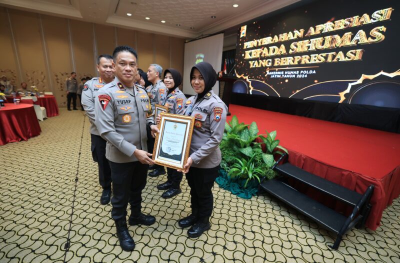 Wakapolda Jatim Brigjen Pol Akhmad Yusep Gunawan saat Rakernis