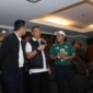 Kapolda Jatim Irjen Pol Drs. Imam Sugianto tinjau sepakbola di stadion GBT
