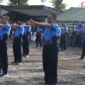 Dankodikdukum Kodikalatal Laksma TNI Dr. Taufik Arief Olahraga bersama