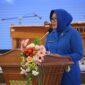 Ketua Gabungan Jalasenastri Kodiklatal Ny. Ayu Nur Alamsyah selaku Ketua Bakor Jalasenastri Surabaya