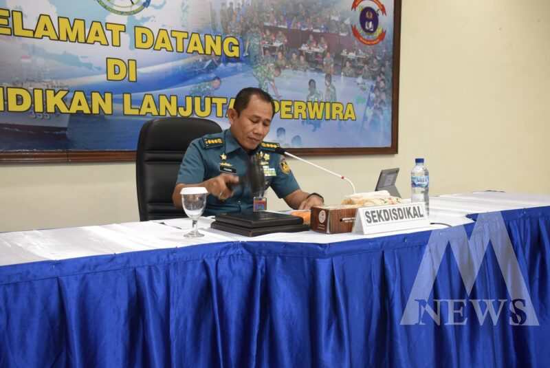 Sekretaris Dinas Pendidikan Angkatan Laut (Sekdisdikal) Kolonel Laut (E) Dr. Frankie O. Madethen