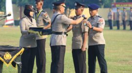 Kapolda Jatim Irjen Pol Drs. Imam Sugianto lantik Bintara Polri di SPN Polda Jatim