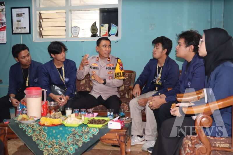 Kelompok KKN Mahasiswa IPB Apresiasi Polres Batu