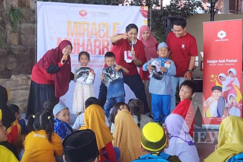 Yayasan Insan Mandiri gelar lomba puisi dan mewarnai di Trans Icon Mall Surabaya