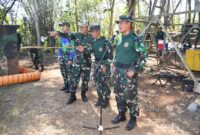 Dirdik Kodikalatal Laksma TNI Askari kunjungi lattek berganda