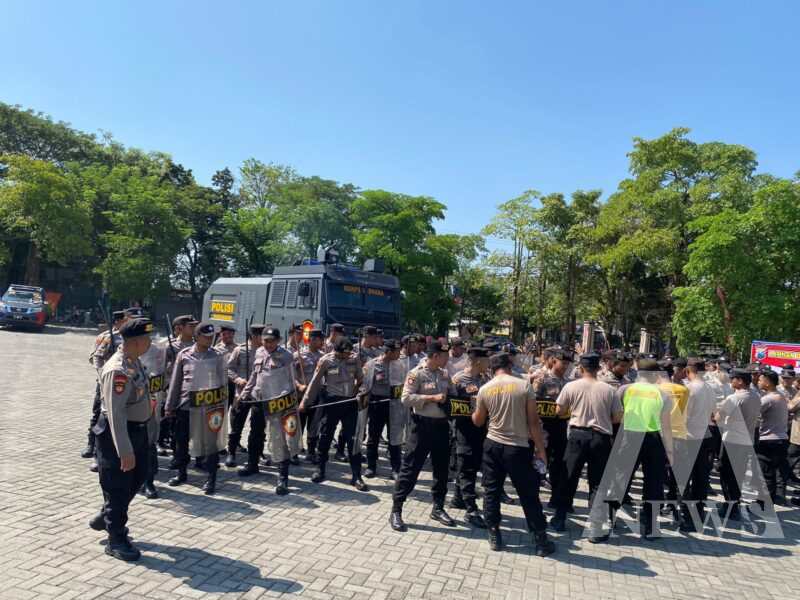 Persiapan pengamanan pilkada serentak tim Dalmas berlatih intensif