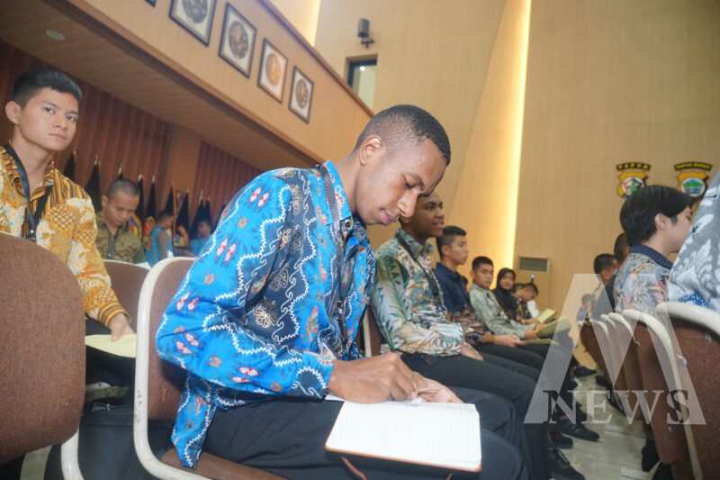 Catar dari Papua, Muhammad Raja  Yelipele