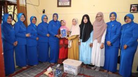 Ketua Gabungan Jalasenastri Kodiklatal lakukan kunjungan ke anak berkebutuhan khusus