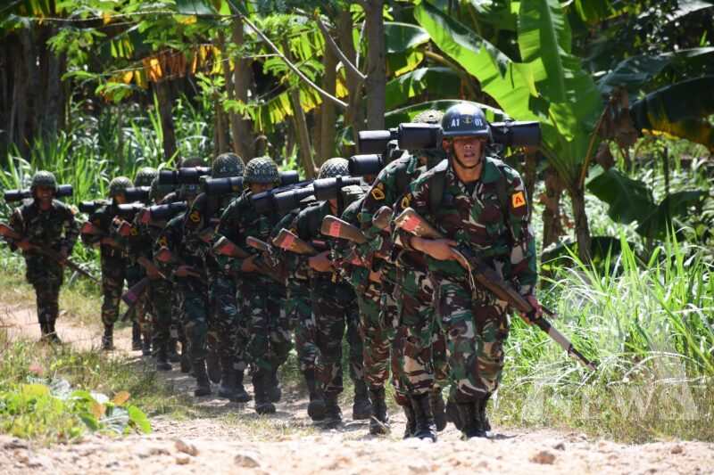 357 Siswa Dikmaba TNI AL laksanakan Lintas Medan Etape 1
