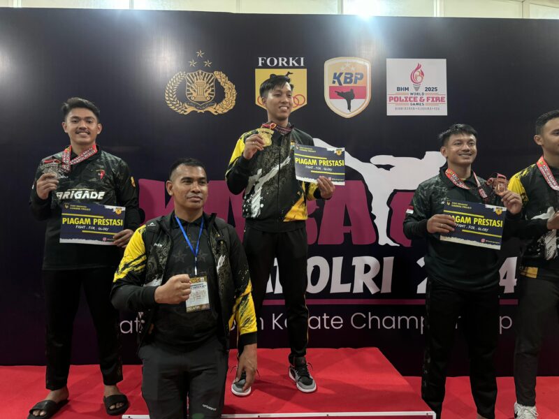 Dito Fikri Wafianto personel Polres Pelabuhan Tanjung Perak raih juara i lomba karate piala Kapolri Cup 2024