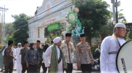 Kapolres Tuban AKBP Oskar Syamsuddin saat Haul Sunan Bonang