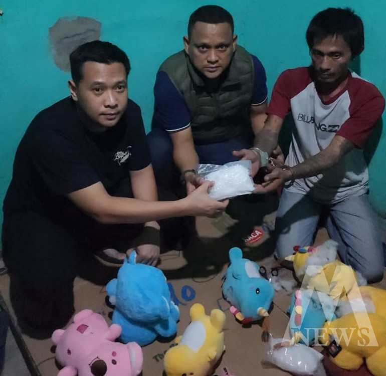 Tim unit 3 subdit 1 Ditresnarkoba Polda Metro Jaya ungkap narkotika jenis Sabu 6 Kg dalam boneka