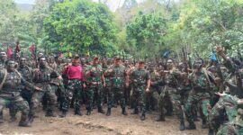 Irkodiklatal Brigjen TNI Marinir Ahmad Fajar tinjau lattek siswa Dikko-174 kejuruan Marinir