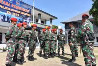 Danpusdiksus Kodikopsla Kodiklatal Kolonel Laut (P) Gering Sapto Sambodo buka calon pelatih pasukan Elit TNI AL