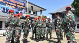 Danpusdiksus Kodikopsla Kodiklatal Kolonel Laut (P) Gering Sapto Sambodo buka calon pelatih pasukan Elit TNI AL