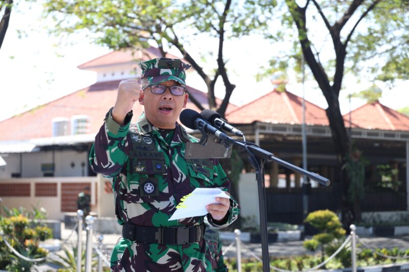 Dirdik Kodiklatal Laksma TNI Askari