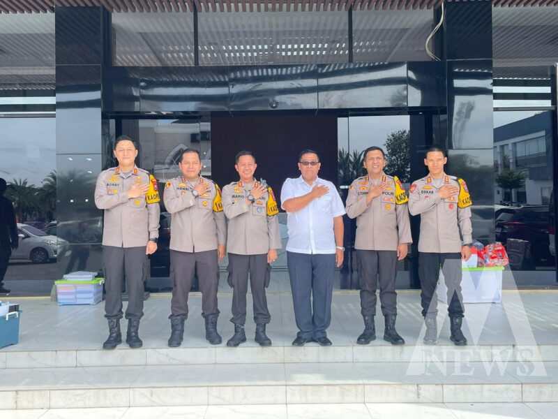 Kapolres Bojonegoro AKBP Mario Prahatinto dampingi Tim Itwasum Polri di Sidoarjo