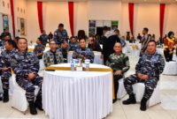 Dankodiklatal Letjen TNI Marinir Nur Alamsyah dampingi Kasal Laksamana TNI Dr. Muhammad Ali