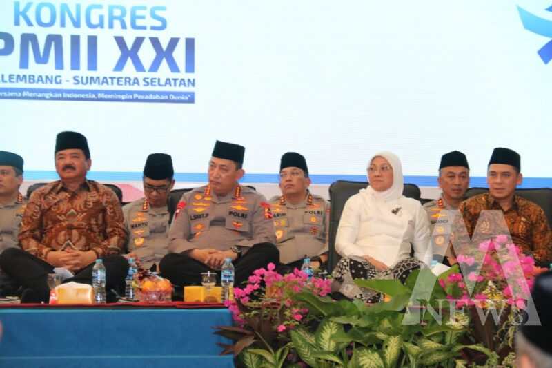Kapolri Jenderal Listyo Sigit Prabowo dampingi Menkopolhukam Hadi Tjahjanto