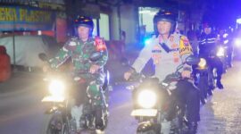 Kapolres Ponorogo AKBP Anton Prasetyo lakukan patroli jelang Pilkada 2024