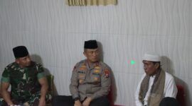 Kapolda Jatim Irjen Pol Drs. Imam Sugianto kunjungan ke Ponpes di Sampang