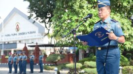 Komandan Kodikdukum (Dankodikdukum) Laksma TNI Dr. Taufik Arief