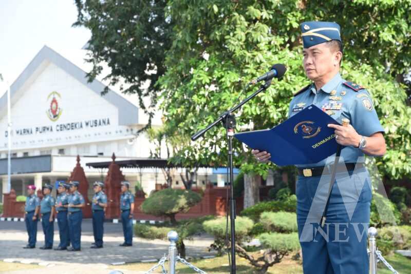 Komandan Kodikdukum (Dankodikdukum) Laksma TNI Dr. Taufik Arief