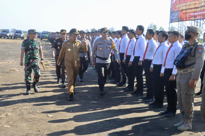 Kapolres Probolinggo AKBP Wisnu Wardana pimpin Apel Gelar Pasukan Operasi Mantap Praja Semeru 2024