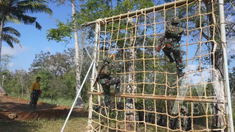 Siswa Dikmata TNI AL Angkatan 44/1 Kodikalatal Lattek Tempur