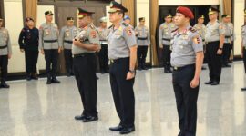 Kapolri naikan pangkat 12 Pati Polri