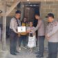 Polsek Kedungwaru Tulungagung beri bantuan ke warga