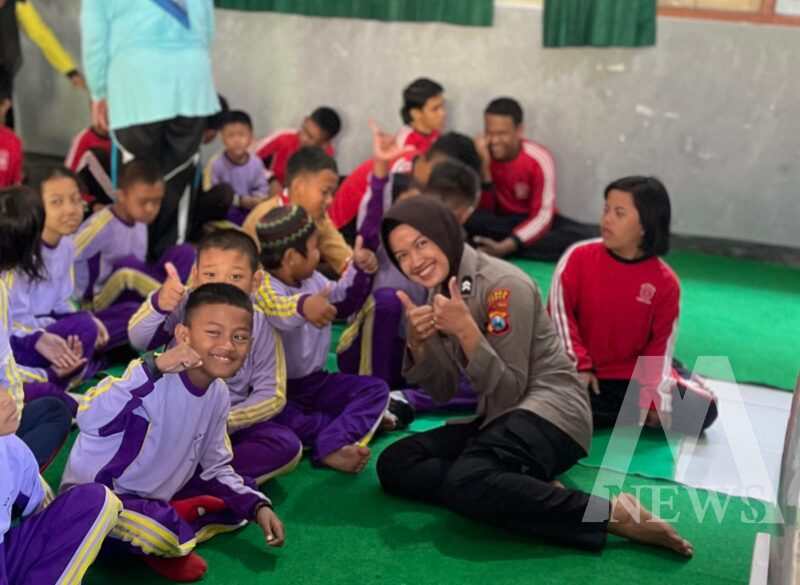 Polwan Polres Jember gelar Bakkes dan Tasyakuran bersama Penyandang Disabilitas di SDLB