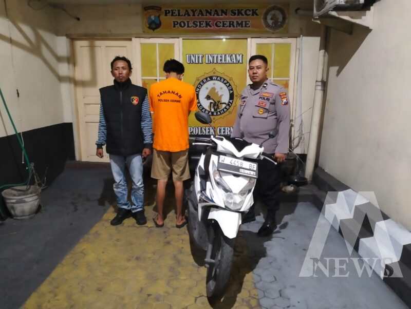Tersangka diamankan Polisi beserta barang buktinya