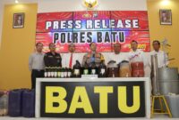 Polres Batu amankan pelaku beserta barang buktinya