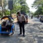 Satsamapta Polresta Sidoarjo berbagi makanan