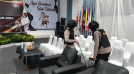 Polres Blitar sterilisasi kantor KPU