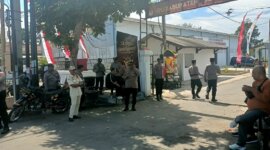 Polres Tulungagung pertebal pengamanan di kantor KPU