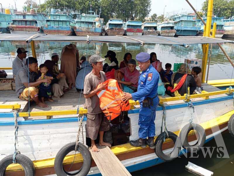 Polres Probolinggo lakukan Patroli Laut