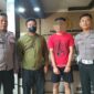Polisi amankan tersangka pengedar Pil Ekstasi beserta barang buktinya