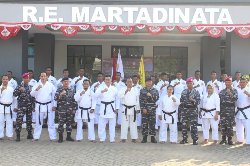 Dansatdik - 2 Kodiklatal Resmikan Dojo Karate HIU - 41 dan Kenaikan Sabuk Karate Siswa Dikmata 44