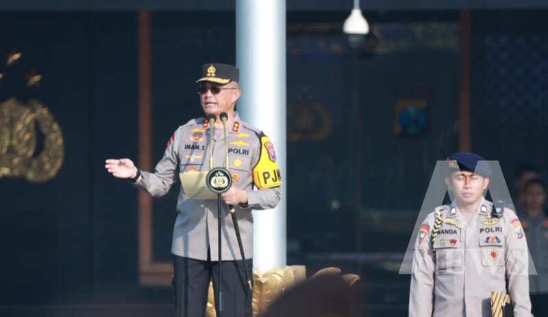 Kapolda Jatim Irjen Pol Drs. Imam Sugianto